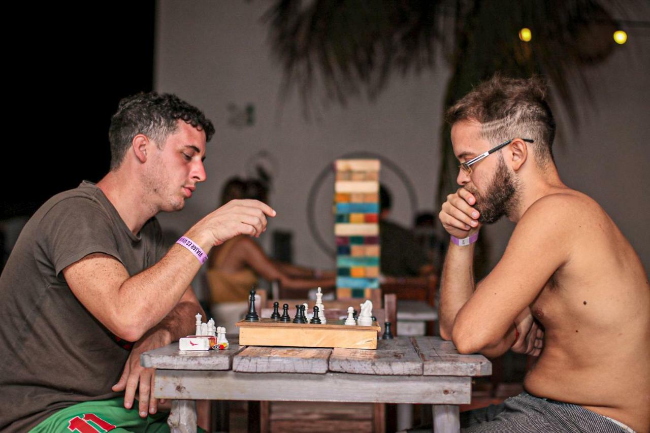 Les Trois Singes - Friendly Hostel Isla Mujeres Dış mekan fotoğraf